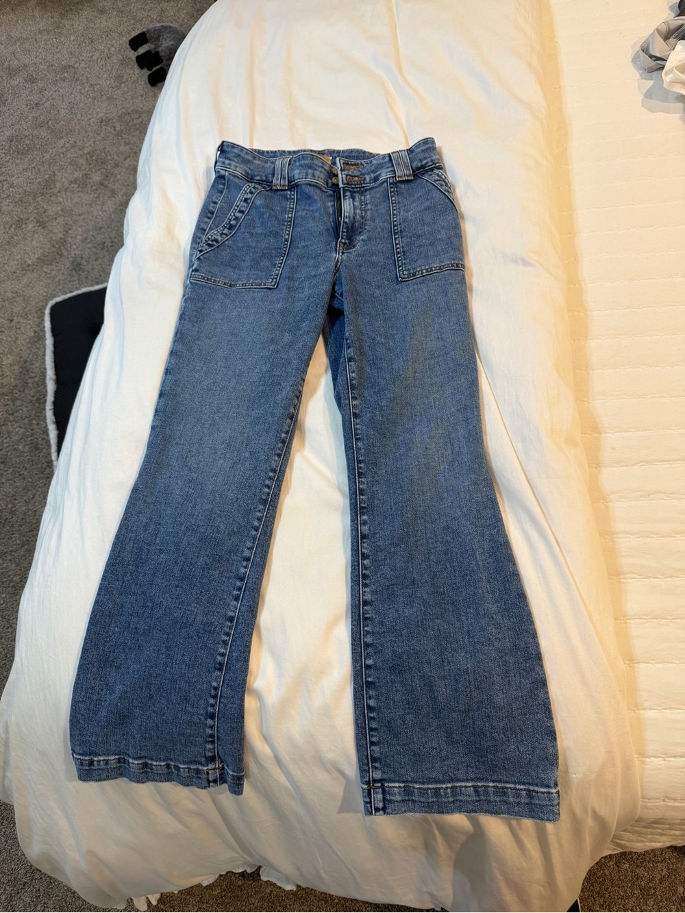 Kut from the Kloth Medium Blue Flare Wide-Leg Jeans